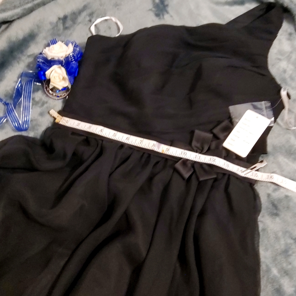 NWT.  Prom/Homecoming dress by Da Vinci - Picture 4 of 10